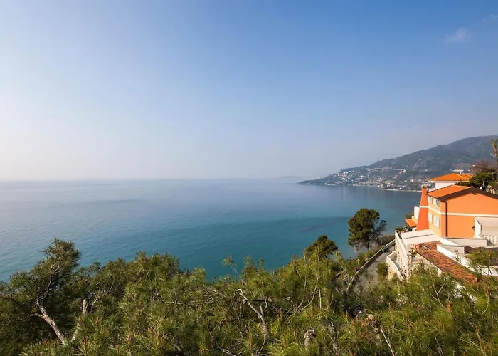 Calandre By Interhome Appartement Ventimiglia